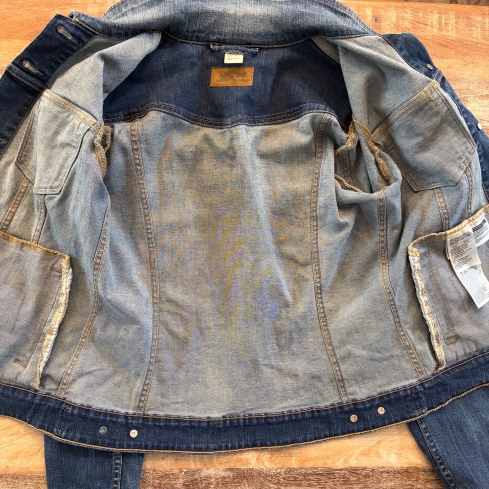 Levis Womens Trucker Denim Jacket Medium Wash Blue 70240-0056 Size Large - Picture 5 of 11
